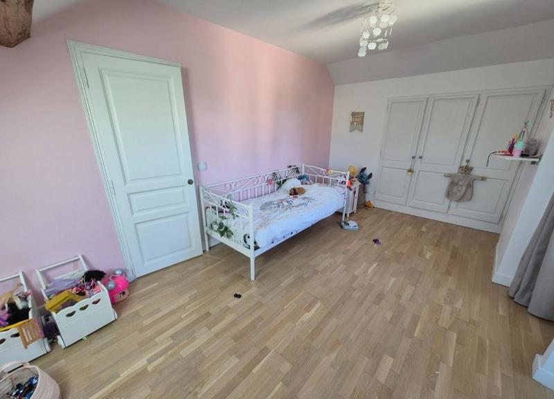 Maison - 231 m² - 8 pièces