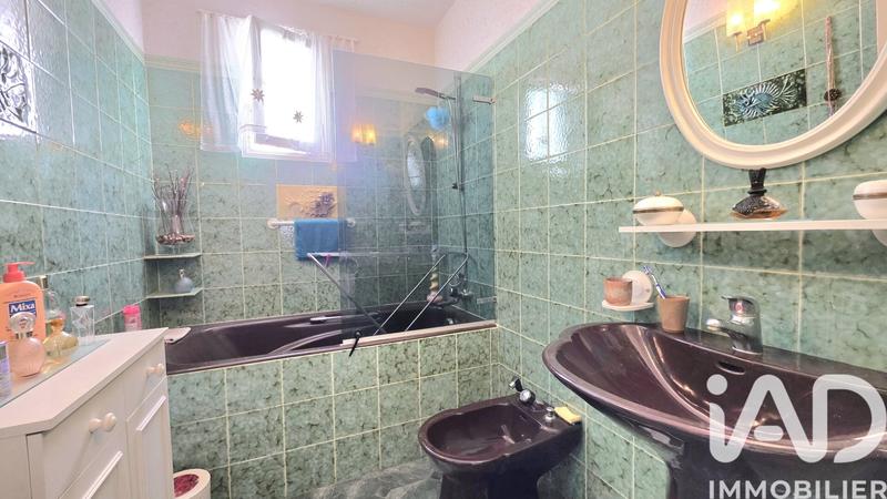 Maison - 136 m² - 4 pièces