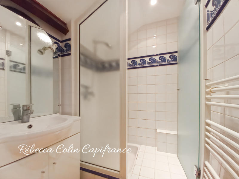 Longère - 290 m² - 12 pièces