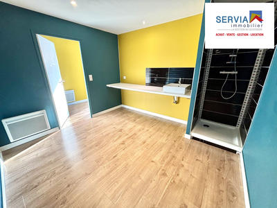 Local commercial - 46 m² - 3 pièces