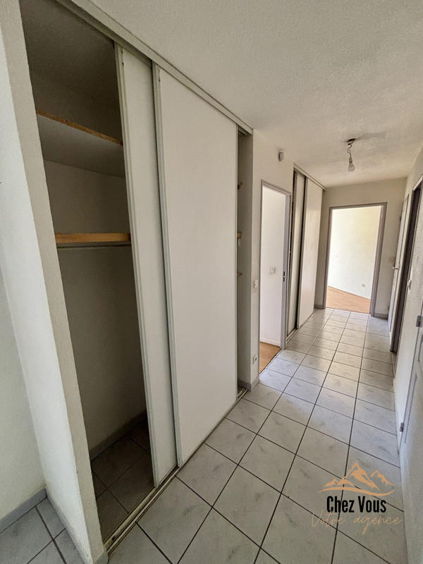 Appartement - 76 m² - 4 pièces