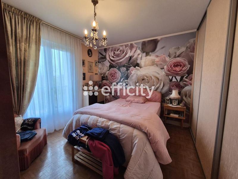 Appartement - 93 m² - 3 pièces