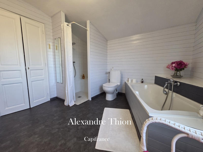 Maison - 156 m² - 5 pièces