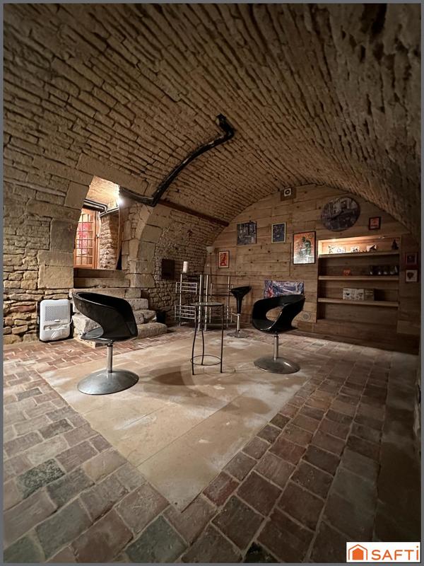 Appartement - 184 m² - 5 pièces