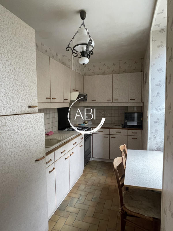 Maison ancienne - 167 m² - 9 pièces