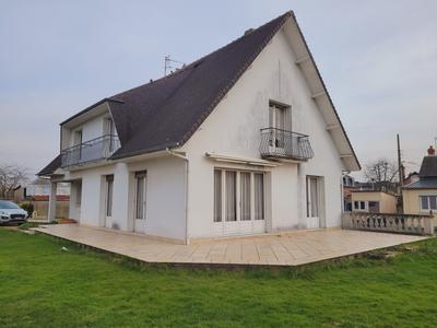 Maison traditionnelle - 135 m² - 5 pièces