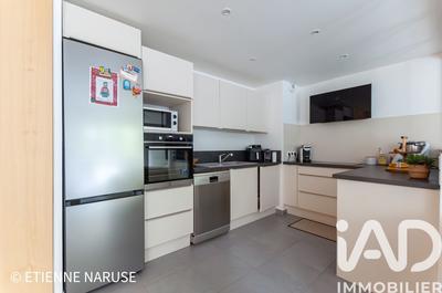 Appartement - 75 m² - 3 pièces