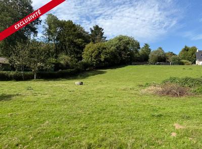 Terrain constructible - 2 050 m²