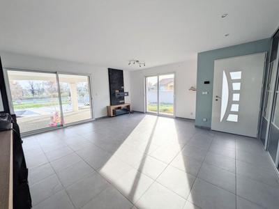 Maison - 106 m² - 4 pièces