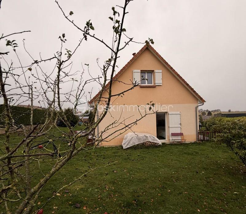 Maison - 105 m² - 5 pièces