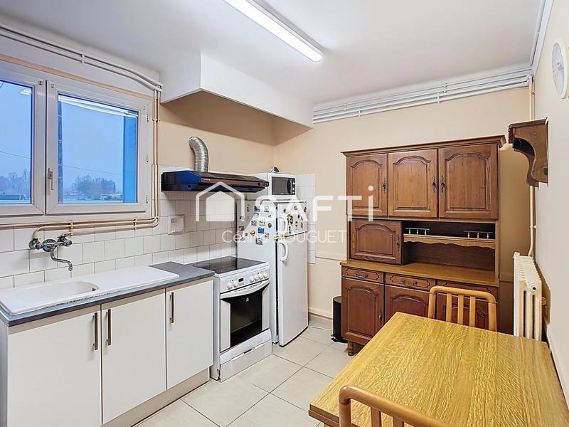 Maison - 80 m² - 5 pièces