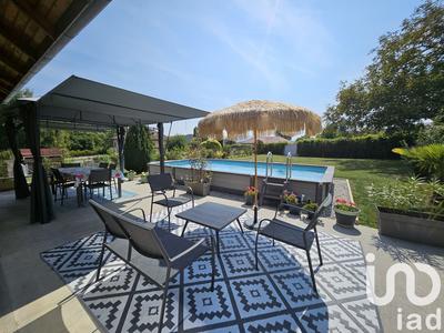 Maison - 200 m² - 9 pièces