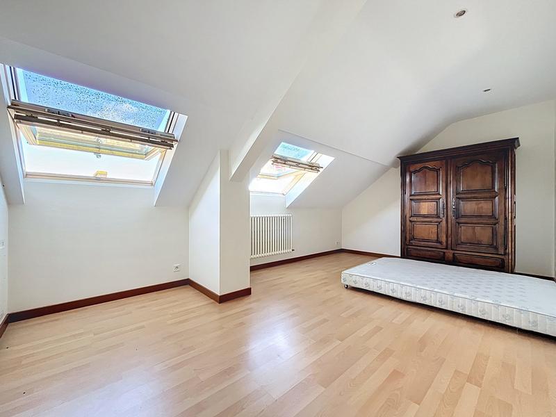 Maison ancienne - 162 m² - 7 pièces