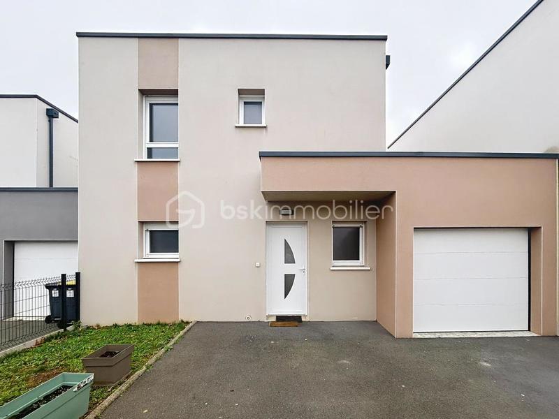 Maison - 102 m² - 5 pièces