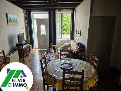 Maison - 83 m² - 4 pièces