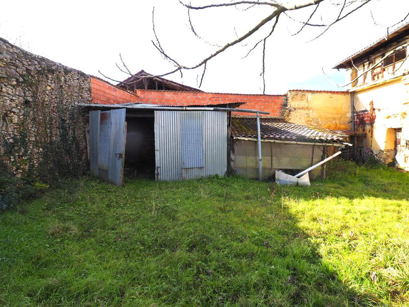 Maison - 93 m² - 5 pièces