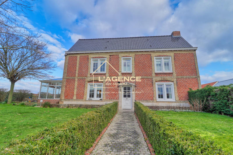 Maison - 192 m² - 6 pièces