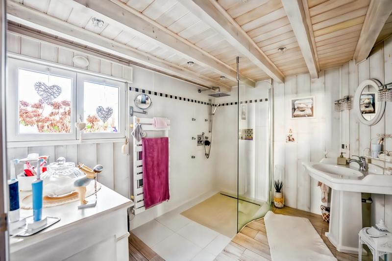 Maison en pierre - 131 m² - 6 pièces