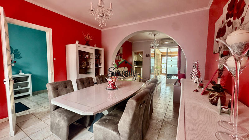 Maison - 95 m² - 6 pièces