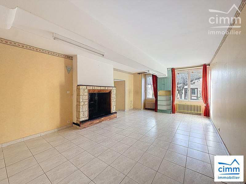 Maison - 110 m² - 5 pièces