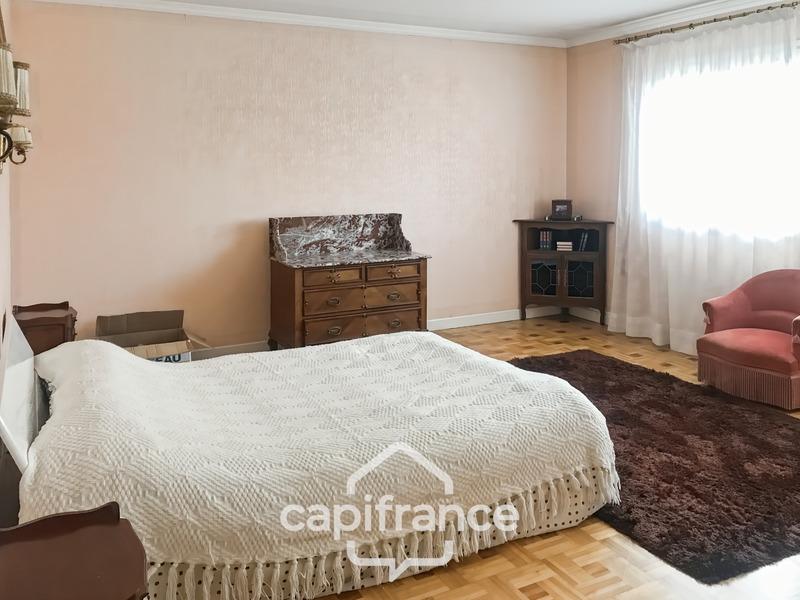 Villa - 280 m² - 9 pièces