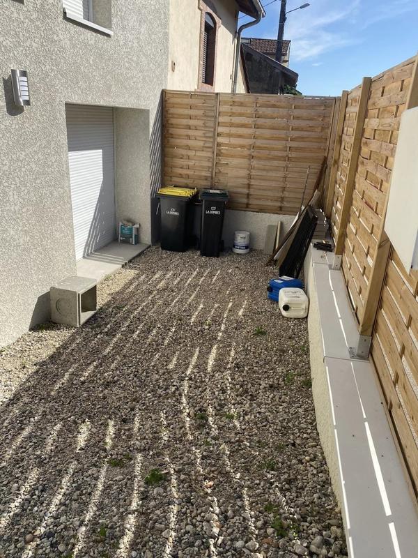 Maison - 99 m² - 4 pièces