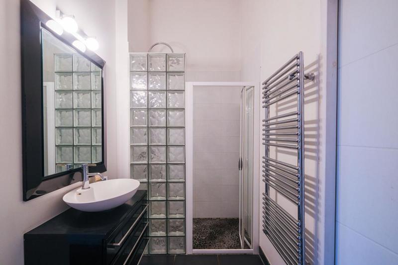 Appartement - 198 m² - 5 pièces