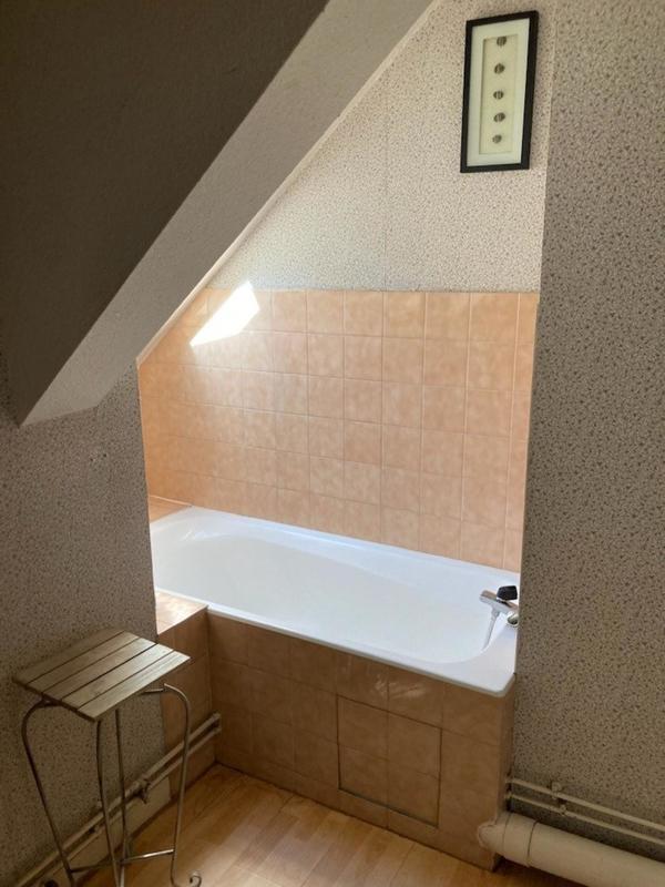 Appartement - 100 m² - 5 pièces