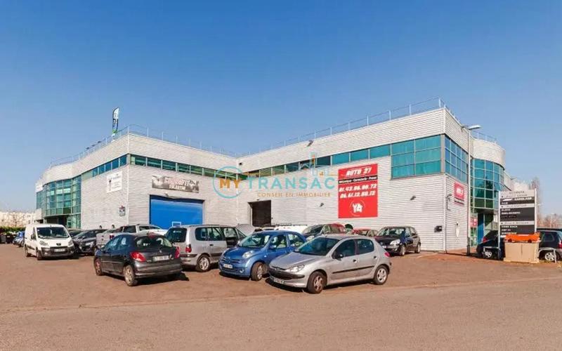 Local d'activités - 342 m²