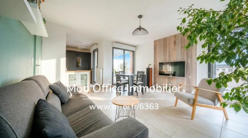 Appartement - 85 m² - 4 pièces