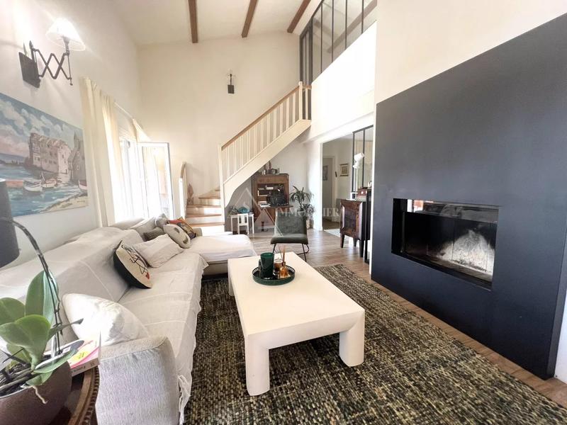 Villa - 177 m² - 5 pièces