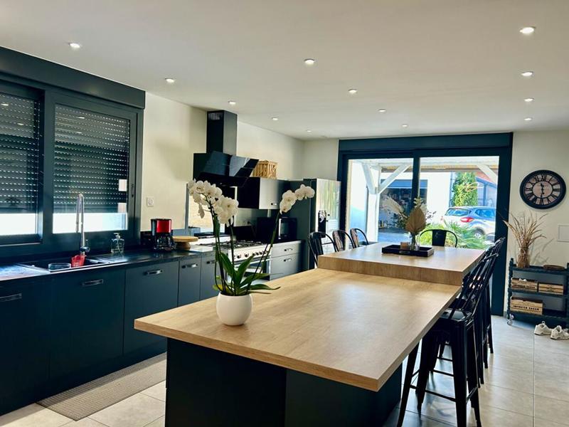 Maison - 155 m² - 5 pièces