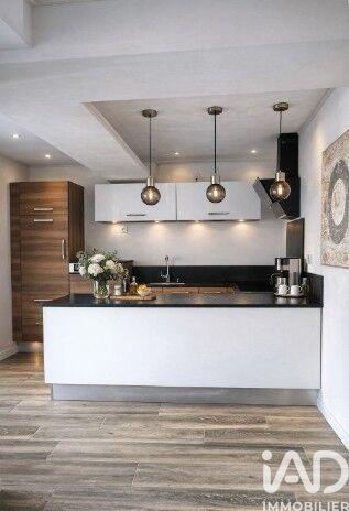 Appartement - 94 m² - 3 pièces