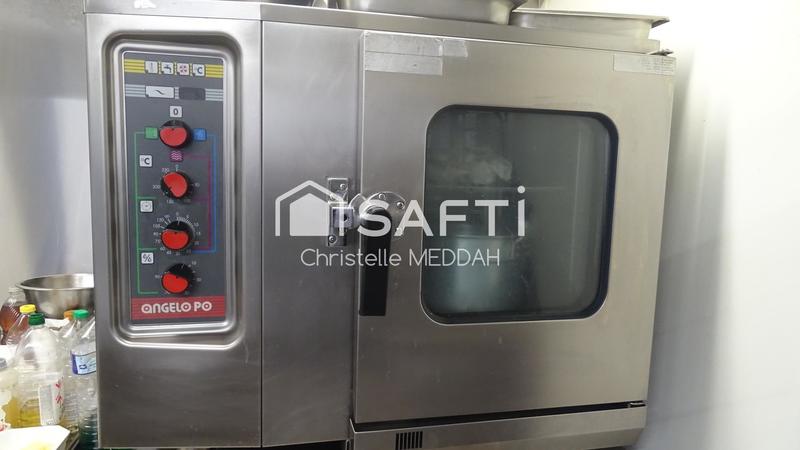 Local commercial - 217 m² - 8 pièces