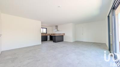 Maison de ville - 94 m² - 4 pièces