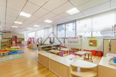 Local commercial - 700 m²