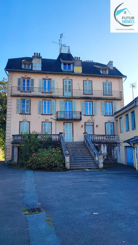 Appartement - 143 m² - 6 pièces