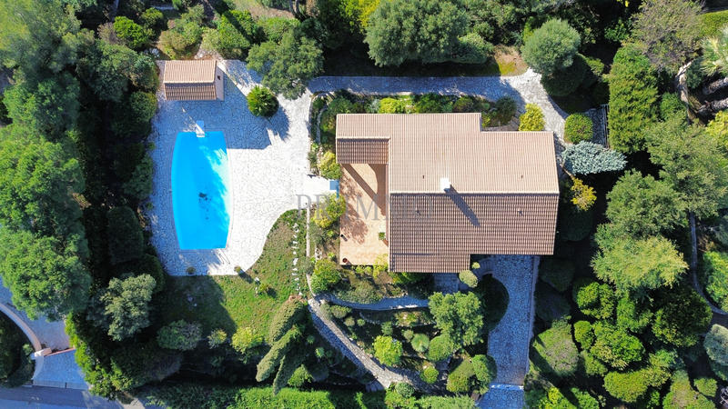 Villa - 90 m² - 4 pièces
