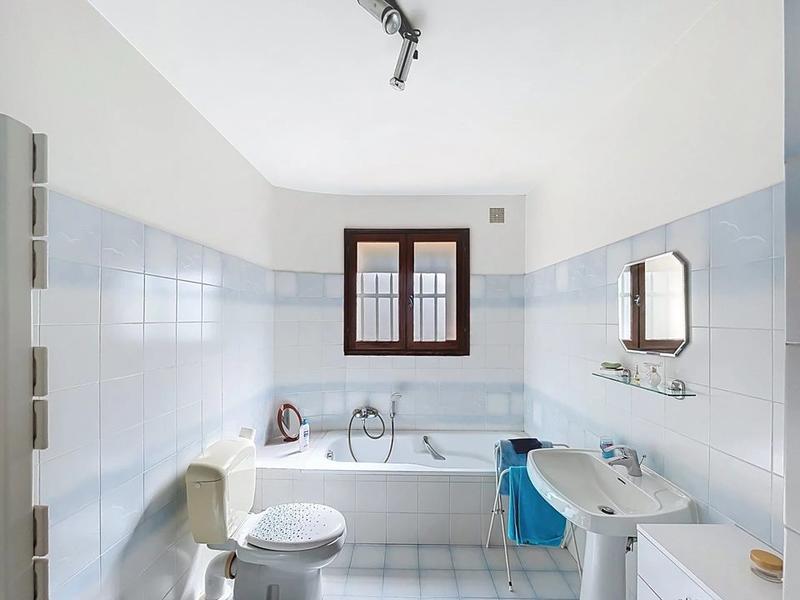 Maison - 160 m² - 2 pièces