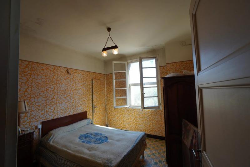 Maison - 240 m² - 11 pièces