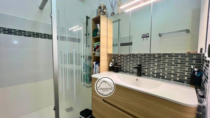 Maison - 87 m² - 4 pièces