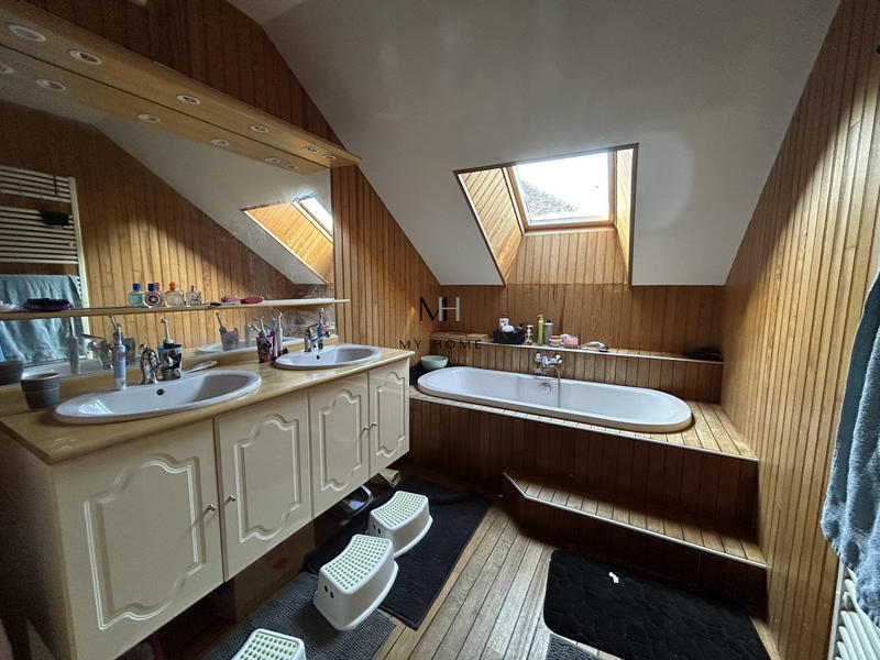 Maison ancienne - 158 m² - 6 pièces