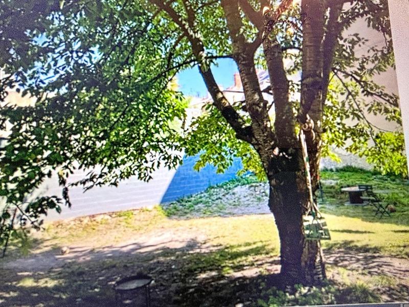 Maison de ville - 190 m² - 9 pièces