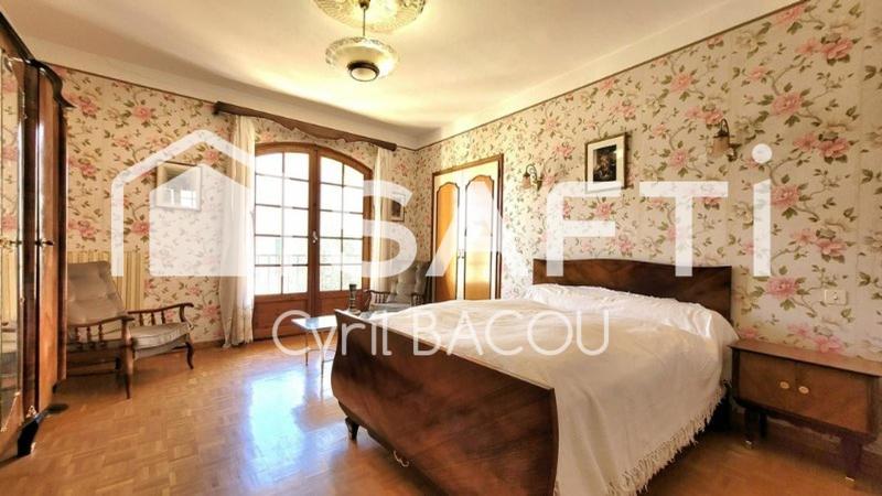 Maison - 200 m² - 6 pièces