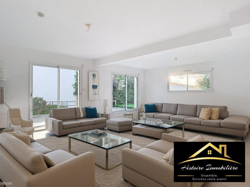 Maison - 110 m² - 6 pièces