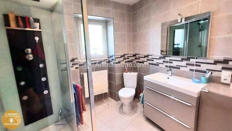 Maison - 143 m² - 6 pièces