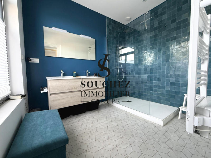 Maison ancienne - 180 m² - 7 pièces