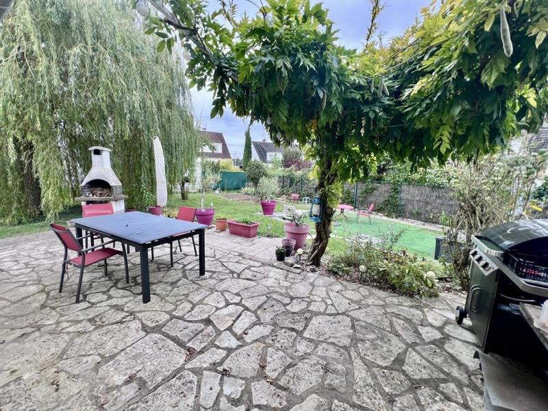 Maison - 101 m² - 5 pièces