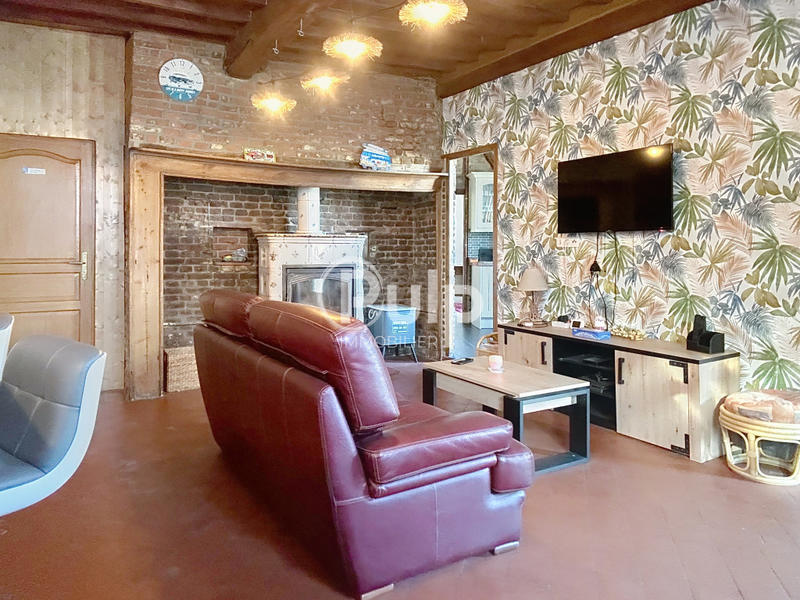 Maison - 325 m² - 11 pièces