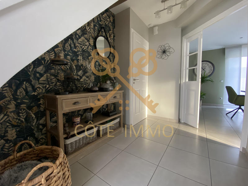 Maison - 102 m² - 5 pièces